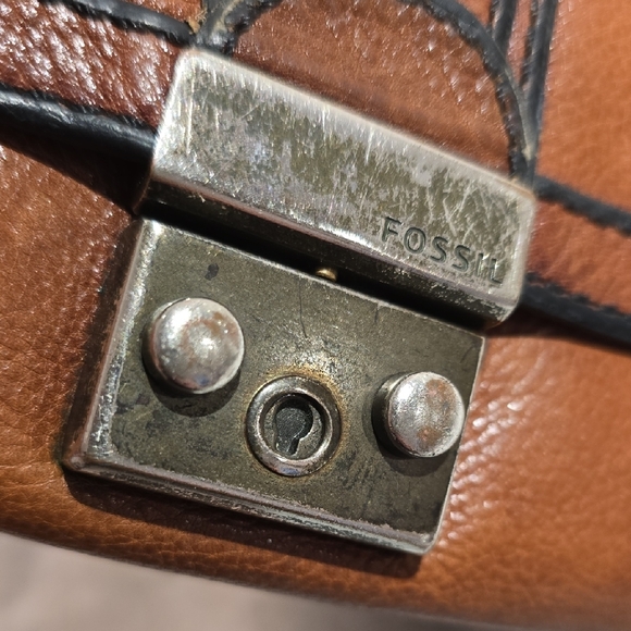 Fossil Brown Leather Long Wallet with Metal Clasp - Picture 15 of 15